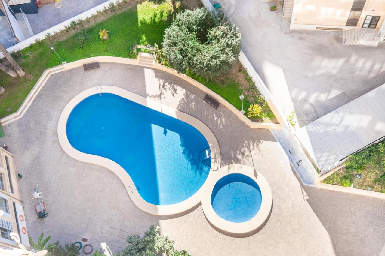 Karola Apartment 12-C Levante Beach Бенидорм Екстериор снимка