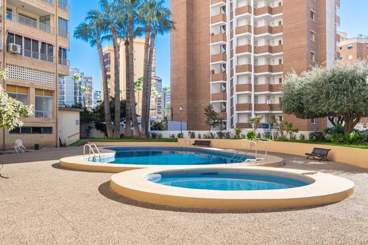 Karola Apartment 12-C Levante Beach Бенидорм Екстериор снимка