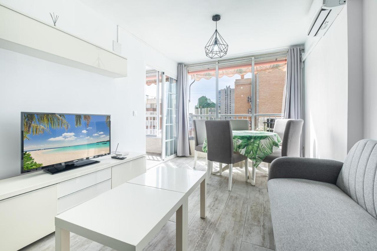 Karola Apartment 12-C Levante Beach Бенидорм Екстериор снимка